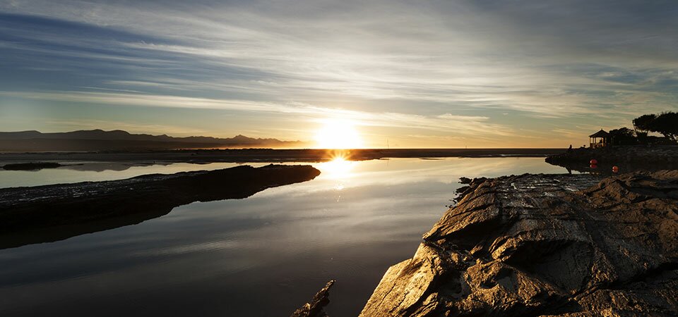 sunrise-lookout-beach